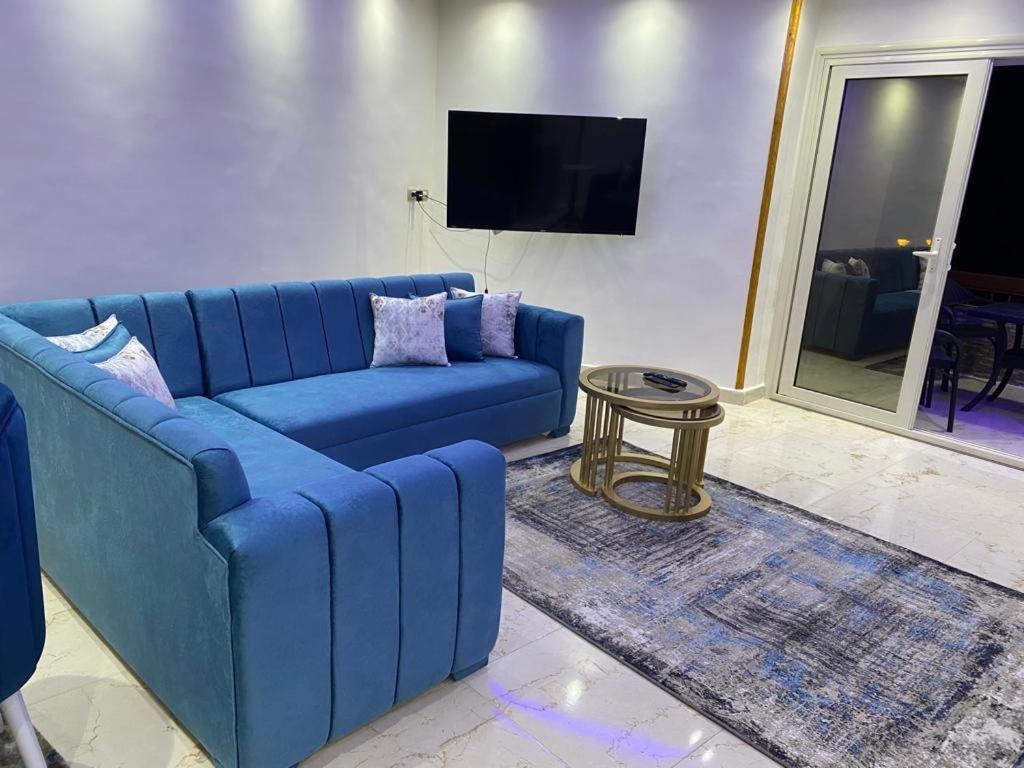 Apartment Maxeem Direct Sea View Apartment: Beachfront Luxury In Maamoura Alexandria