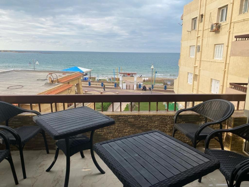 Apartment Maxeem Direct Sea View Apartment: Beachfront Luxury In Maamoura Alexandria
