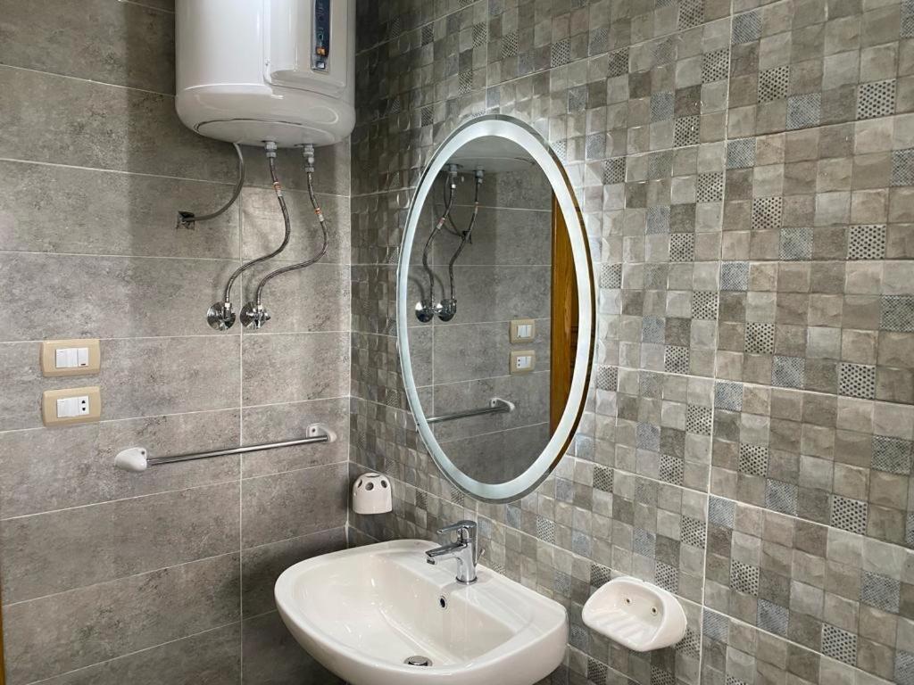 Maxeem Direct Sea View Apartment: Beachfront Luxury In Maamoura * Alexandria